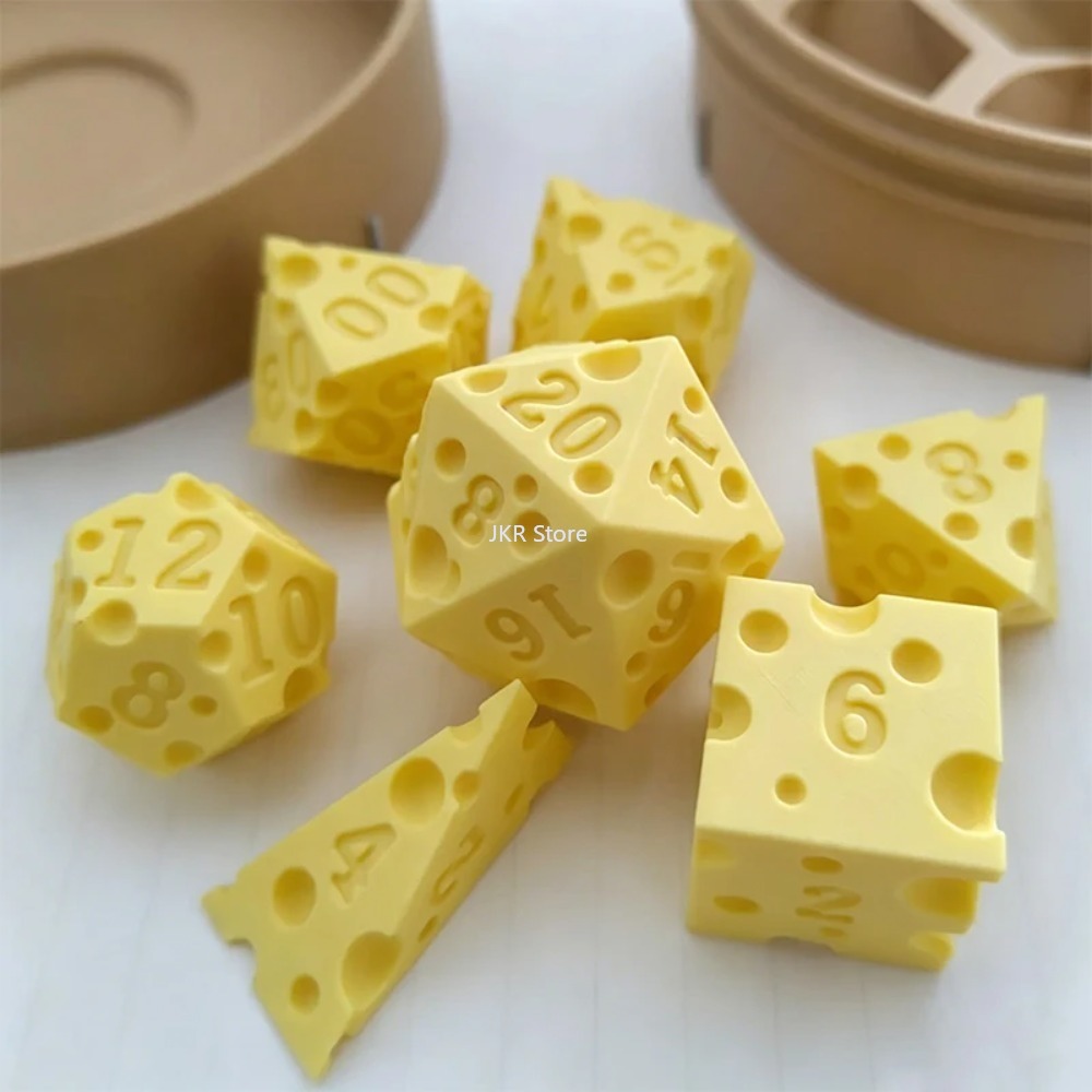 チーズ型ダイスボックスオーナメント不規則なD4 D20セット - Party Games Kids And Adults のレビューと価格