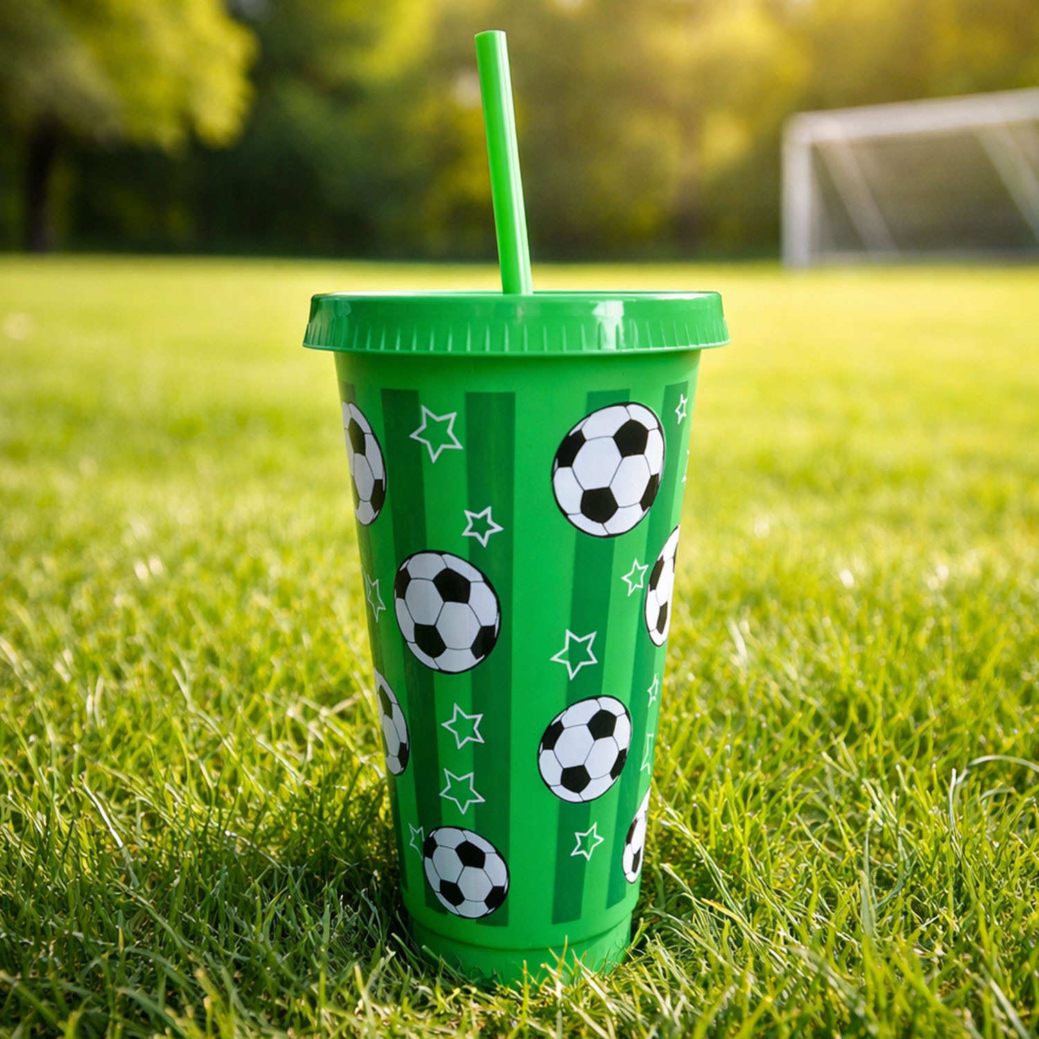 6/12個入り 710ML プラスチック製サッカーカップ 2 - Party Games Adults Drinking のレビューと価格