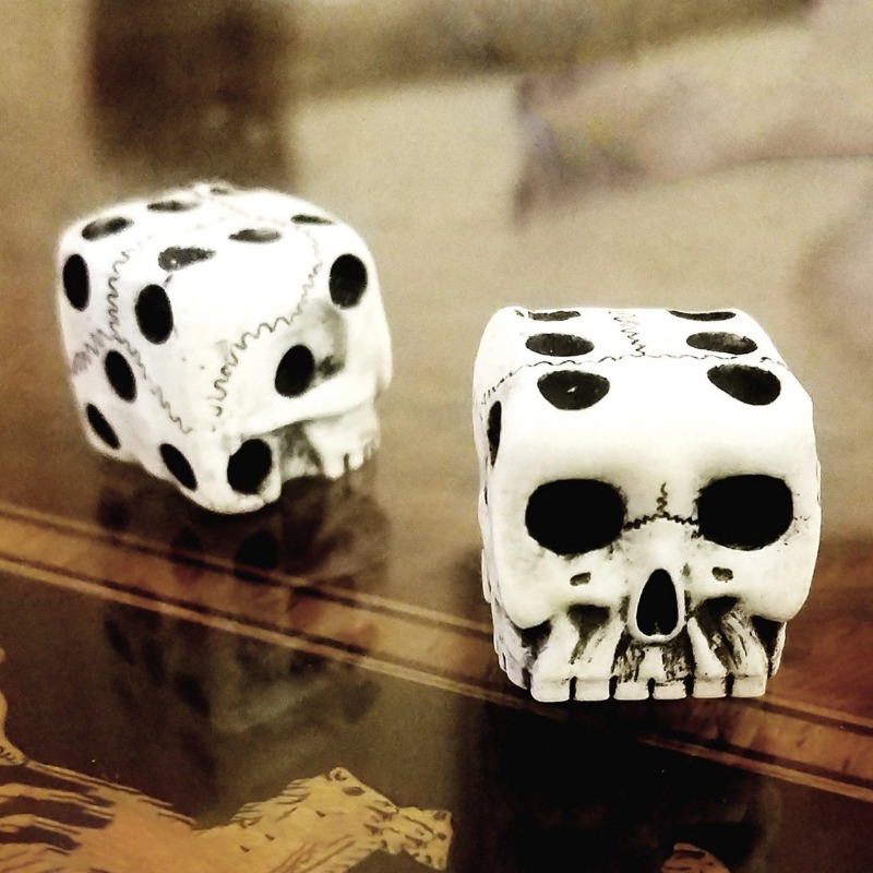 樹脂製の白いサイコロセット,ハロウィーン,カジュアルなおもち - Party Games No Equipment のレビューと価格